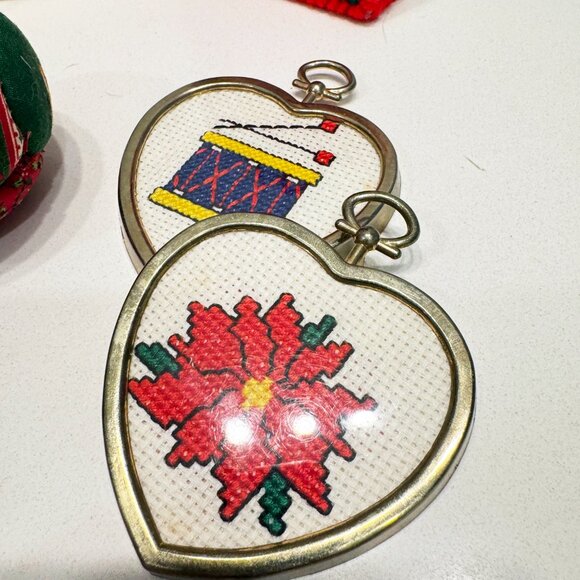 Lot of 10 Handmade Christmas Ornament and Decorations Knit Crochet Cross Stitch - Picture 9 of 9